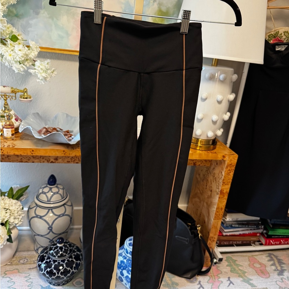 Abercrombie YPB Black Leggings with Brown Piping